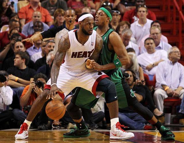 标签放大到 标签放大到